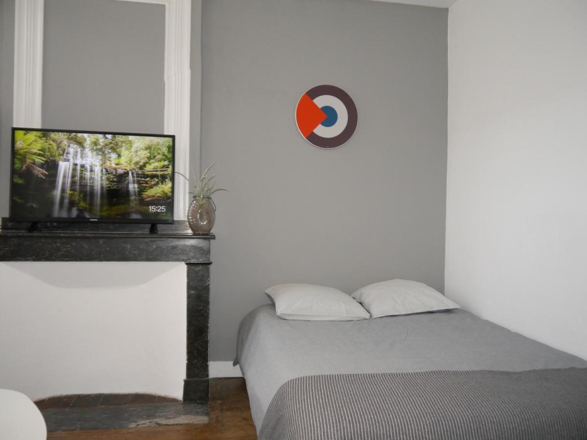 Appartement Hypercentre Tarbes - 2 Grandes Chambres 外观 照片